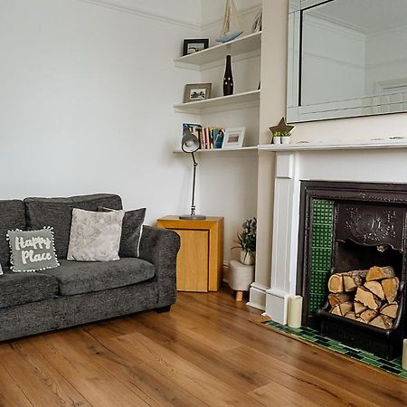 Sunny Seaside Beach House Lytham Centre Sleeps 8 リザム・セント・アンズ エクステリア 写真