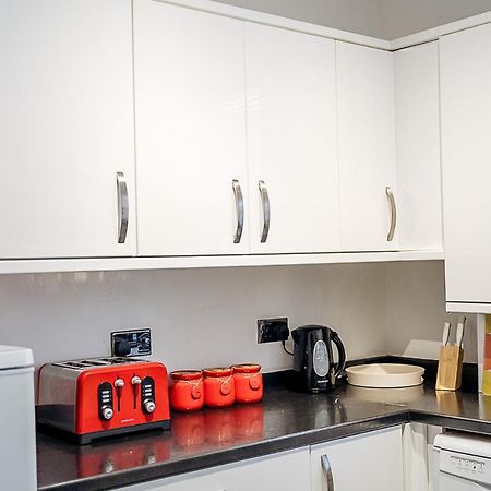 Sunny Seaside Beach House Lytham Centre Sleeps 8 リザム・セント・アンズ エクステリア 写真