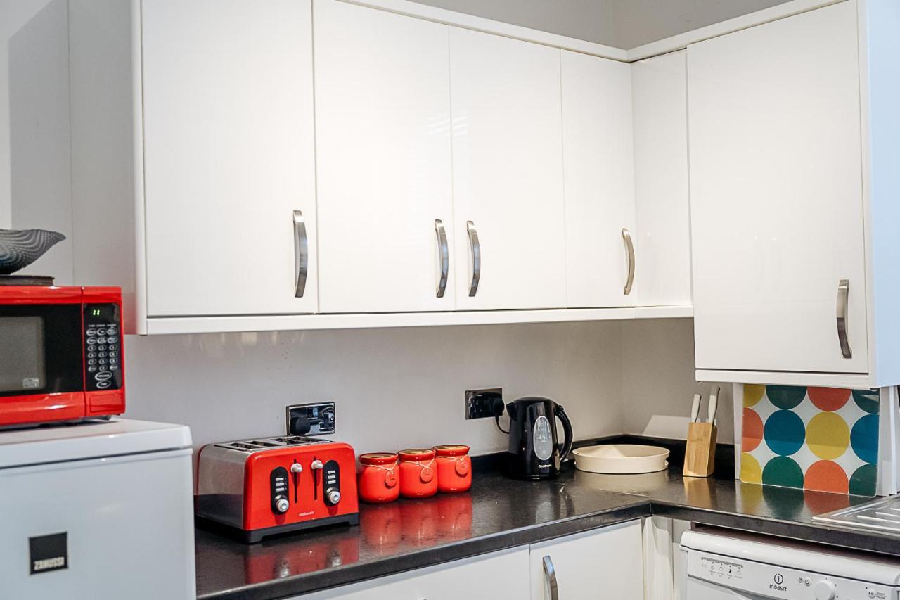 Sunny Seaside Beach House Lytham Centre Sleeps 8 リザム・セント・アンズ エクステリア 写真